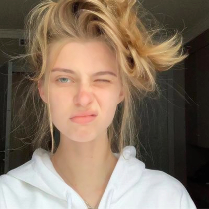 Isabella Cruz's avatar